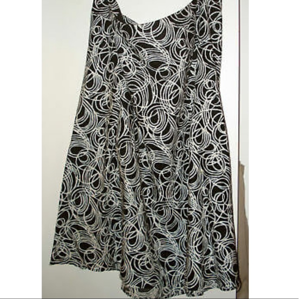 Beautiful Talbots plus size skirt.      (C)